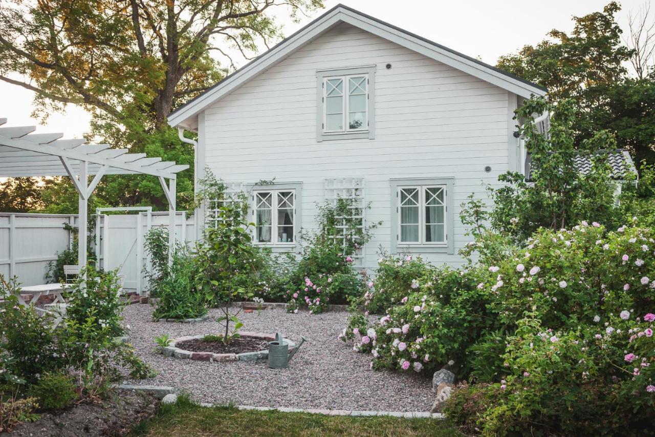 Vallby Cottage 恩科平 外观 照片