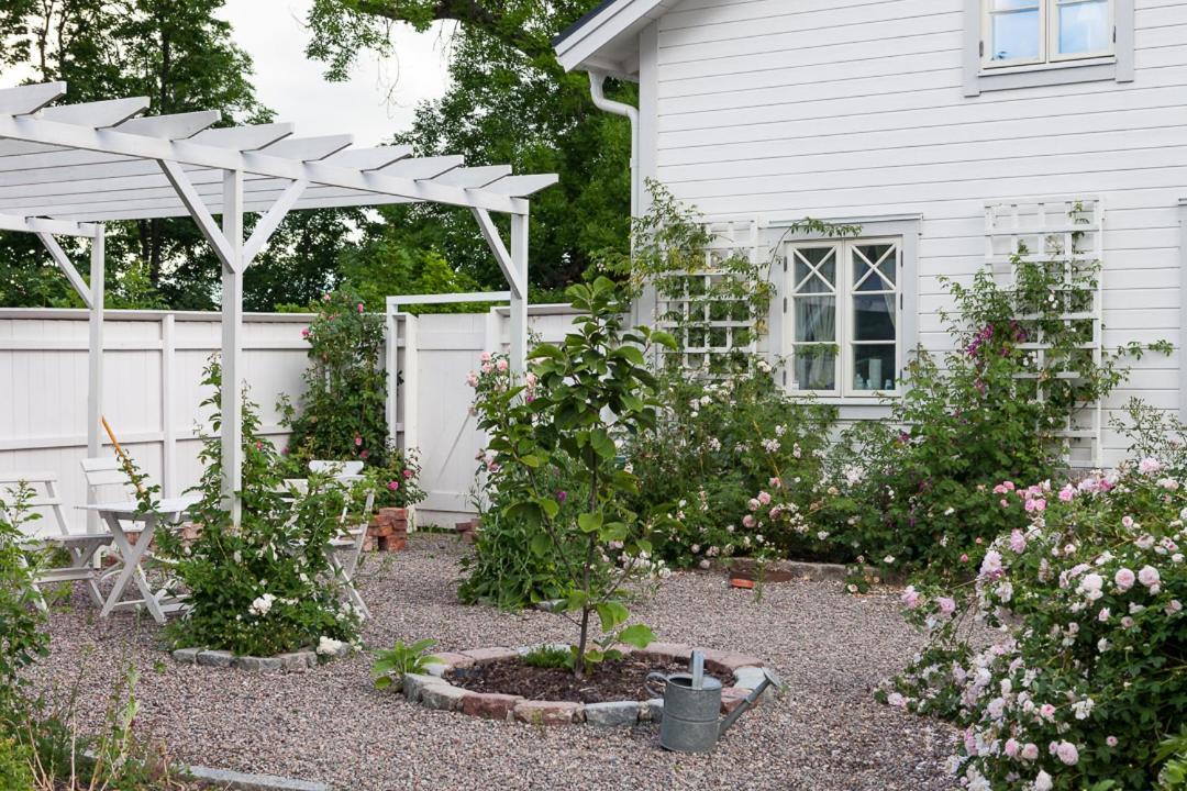 Vallby Cottage 恩科平 外观 照片